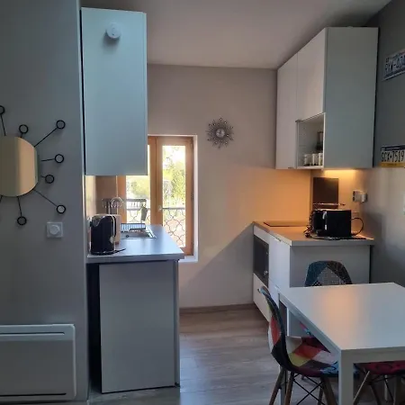 Apartament Le Refuge De Proche Lyon *